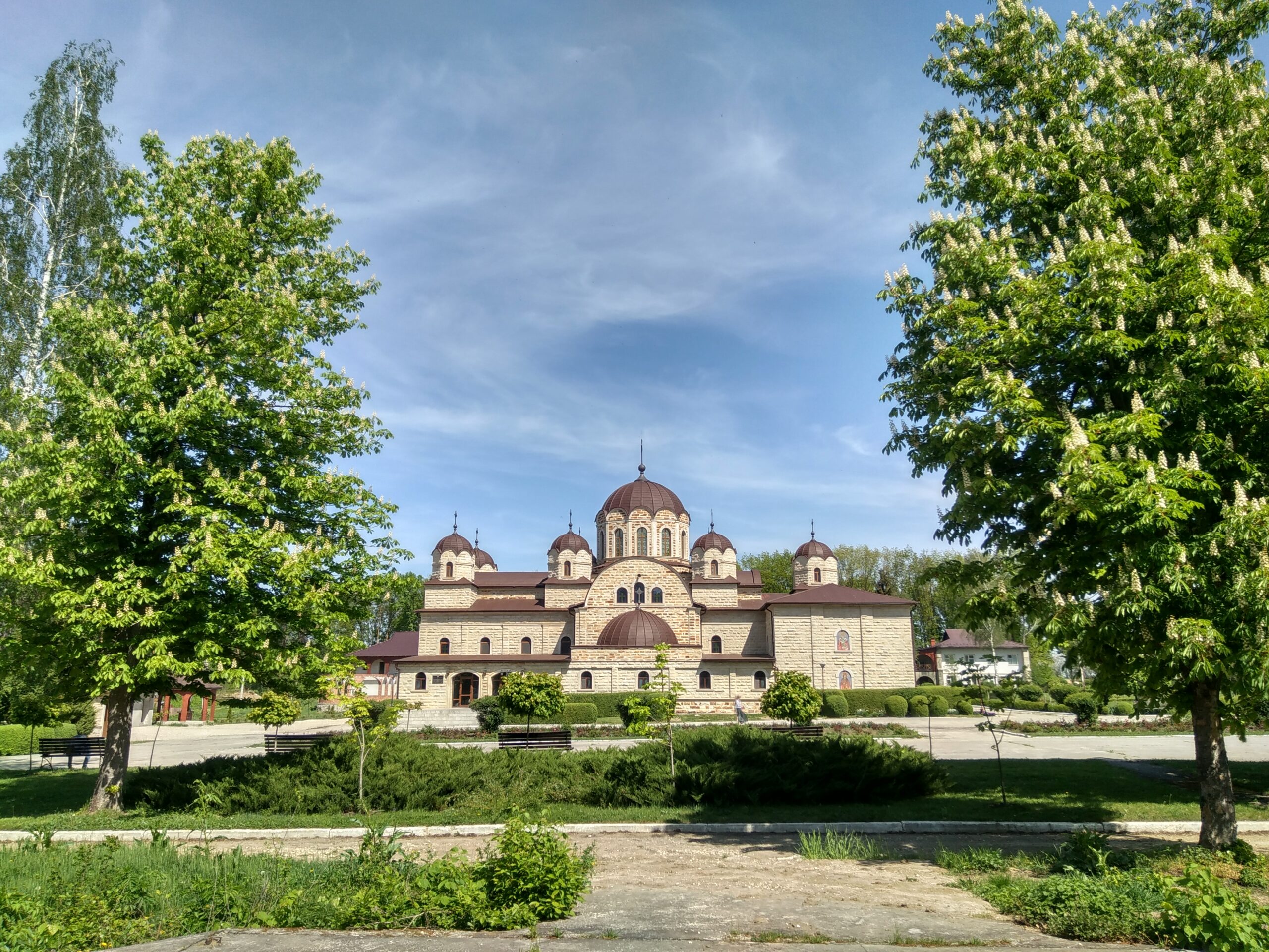Mănăstirea Nașterea Domnului din Zăbriceni