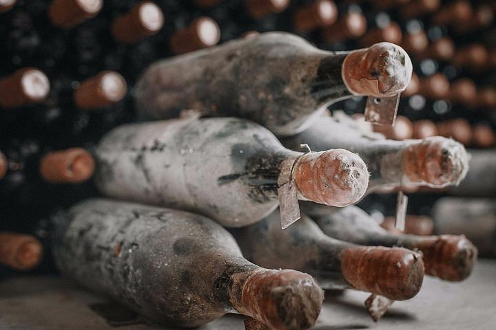 Stradă subterană la Cricova cu indicator Cabernet