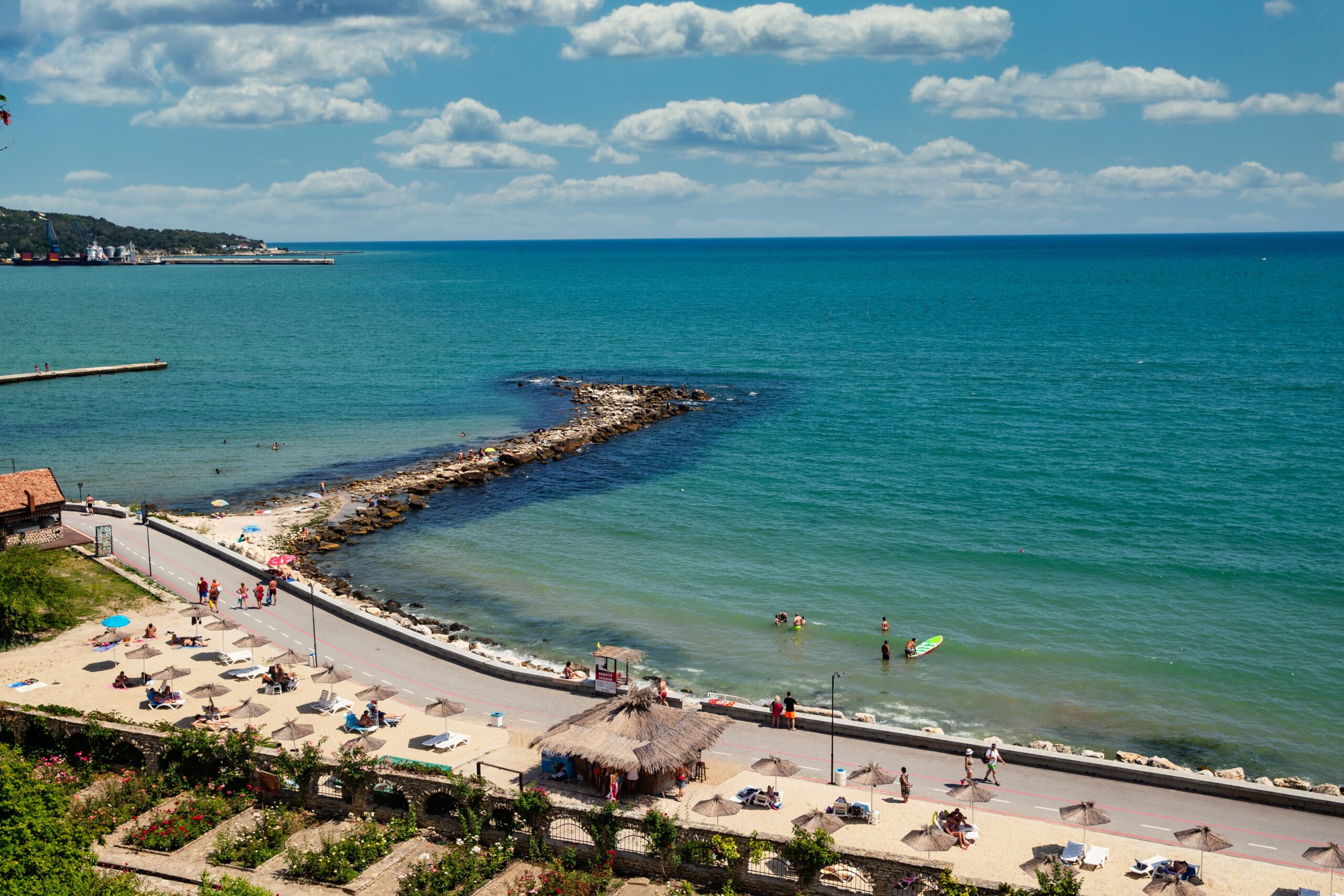 Panoramă Constanța cu Peninsula, portul și Marea Neagră