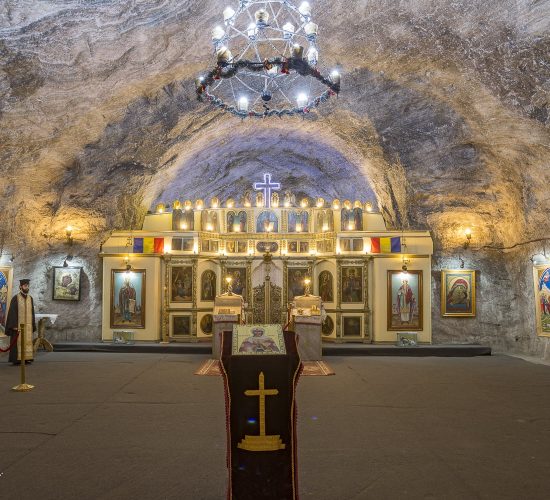 Biserica sfanta varvara târgu ocna.2jpg Salina Târgu Ocna. Biserica sf. Varvara