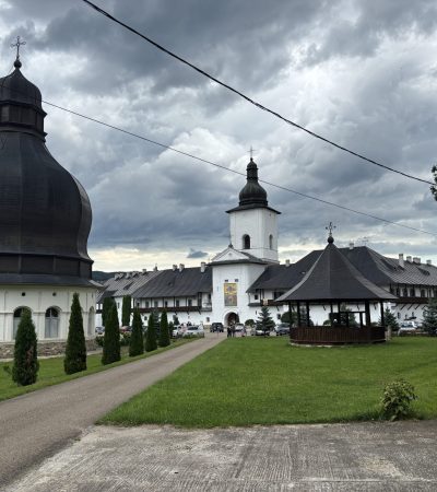 manastirea neamț. târgu neamț excursie organizata cu arintur